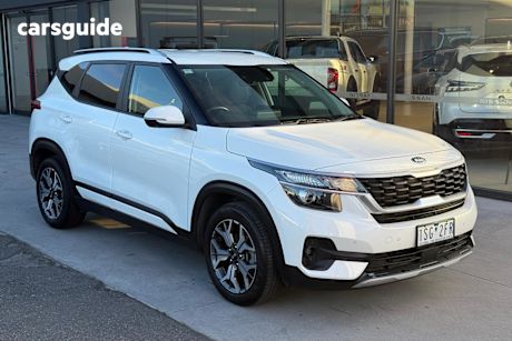 White 2020 Kia Seltos Wagon Sport+ (fwd)