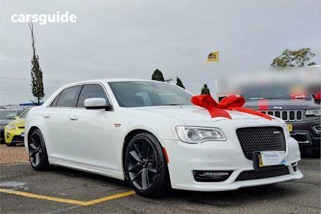 White 2019 Chrysler 300 Sedan SRT Core