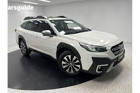 White 2024 Subaru Outback Wagon AWD TOURING XT 4WD
