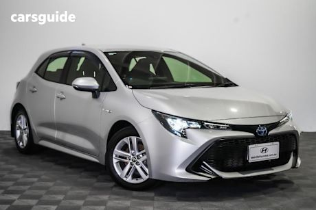 Silver 2019 Toyota Corolla Hatchback Ascent Sport (hybrid)