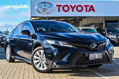 Black 2018 Toyota Camry Sedan ASCENT SPORT F