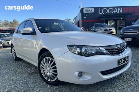 White 2008 Subaru Impreza Hatchback R (awd)