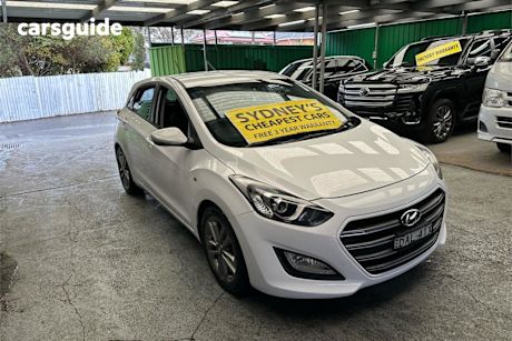 White 2015 Hyundai I30 Hatchback SR