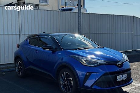 Blue 2020 Toyota C-HR Hatchback Koba (2WD)