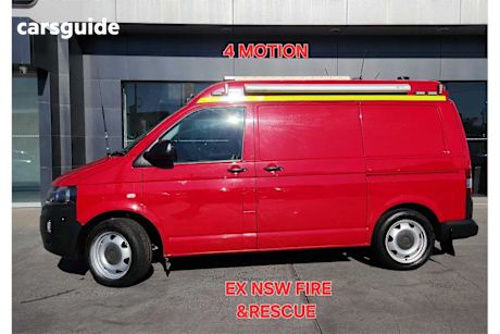 Red 2014 Volkswagen Transporter Commercial