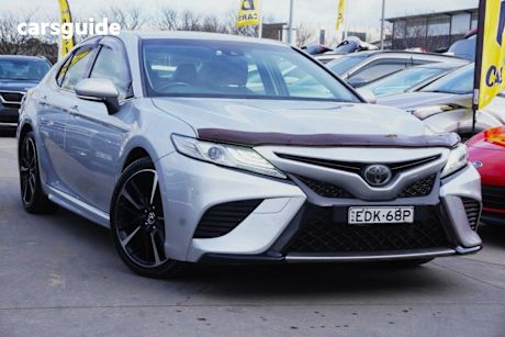Silver 2019 Toyota Camry Sedan SX