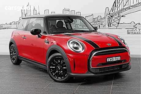 Red 2022 Mini Cooper Hatchback Classic 3D Hatch
