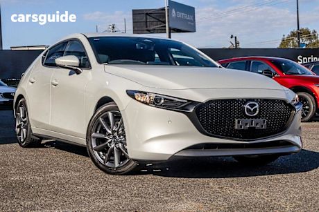 White 2025 Mazda 3 Hatchback G20 Touring Vision