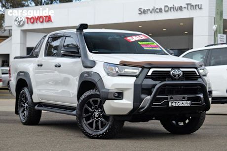 White 2022 Toyota Hilux Ute Tray ROGUE 4X4