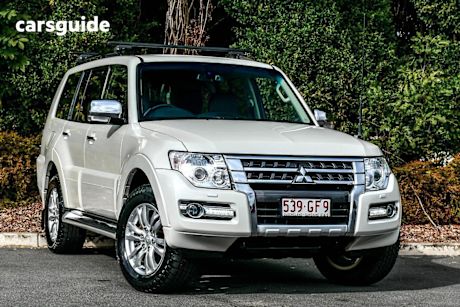 White 2020 Mitsubishi Pajero Wagon GLS (4X4) 7 Seat