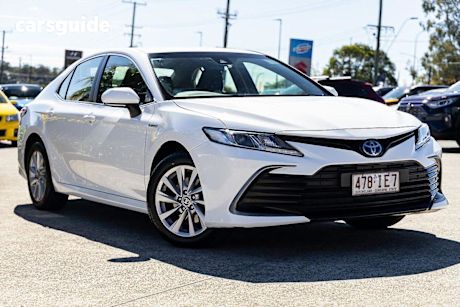 White 2023 Toyota Camry Sedan ASCENT F