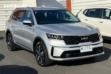 Silver 2022 Kia Sorento Wagon Sport 7 Seat