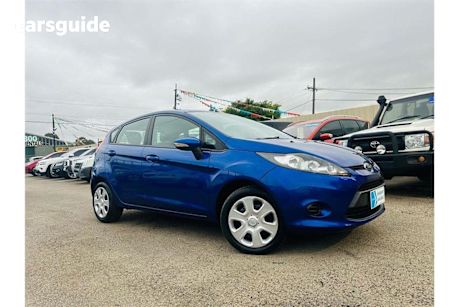 Blue 2013 Ford Fiesta Hatch CL F