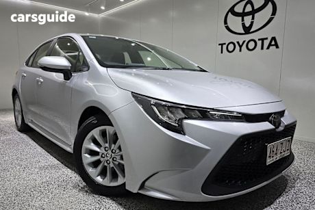 Silver 2019 Toyota Corolla Sedan ASCENT SPORT F