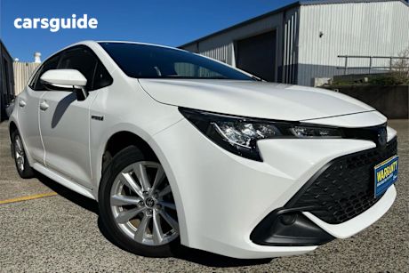 White 2023 Toyota Corolla Hatch