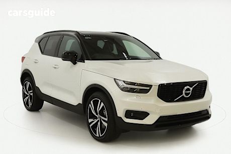 White 2021 Volvo XC40 Wagon Recharge Phev (fwd)