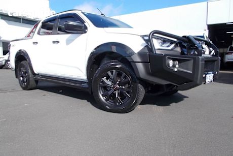 2023 Isuzu D-MAX Crew Cab Utility X-Terrain (4X4)