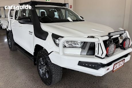 White 2023 Toyota Hilux Double Cab Chassis SR (4X4)