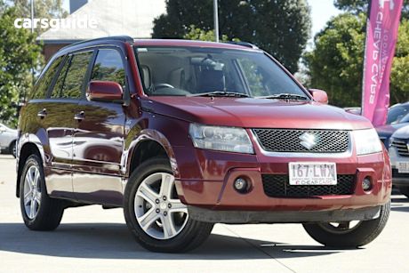 Red 2007 Suzuki Grand Vitara Wagon (4X4)