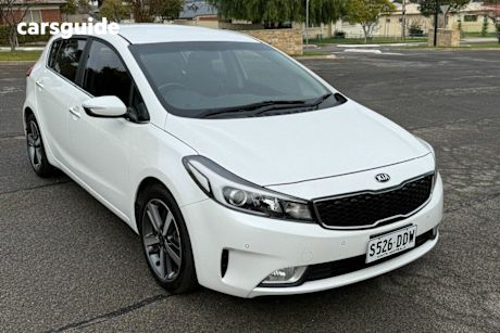 White 2018 Kia Cerato Hatchback Sport+