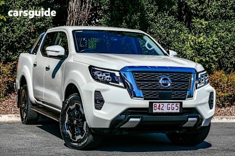 White 2023 Nissan Navara Dual Cab Pick-up St-X (4X2) Cloth/No Sunroof