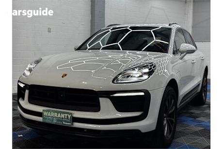 White 2023 Porsche Macan Wagon