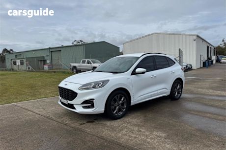White 2020 Ford Escape Wagon ST-Line (fwd)