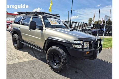 Gold 2004 Nissan Patrol OtherCar