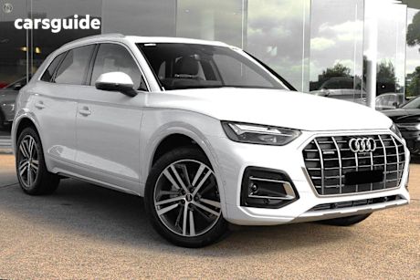 White 2024 Audi Q5 SUV 45 TFSI SPORT 4X4