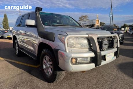 Silver 2009 Toyota Landcruiser Wagon Sahara (4X4)