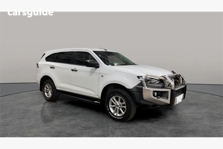White 2022 Isuzu MU-X Wagon LS-M (4X4)