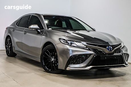 Grey 2024 Toyota Camry Sedan SX Hybrid