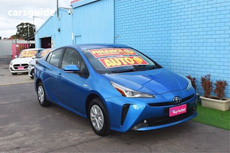 Blue 2020 Toyota Prius Hatchback Hybrid