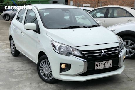 White 2021 Mitsubishi Mirage Hatchback ES