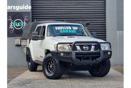 Black 2004 Nissan Patrol Wagon