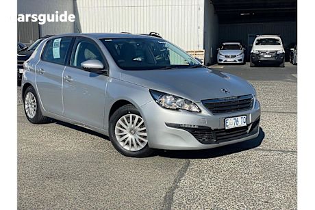 Silver 2015 Peugeot 308 Hatch ACCESS F