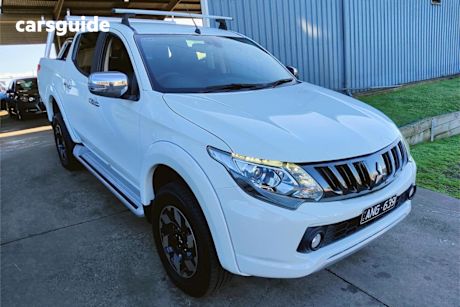 White 2017 Mitsubishi Triton Dual Cab Utility Exceed (4X4)