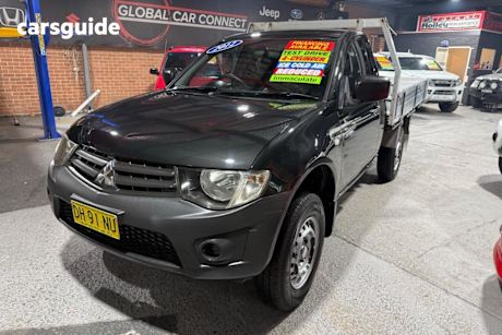 Black 2012 Mitsubishi Triton OtherCar