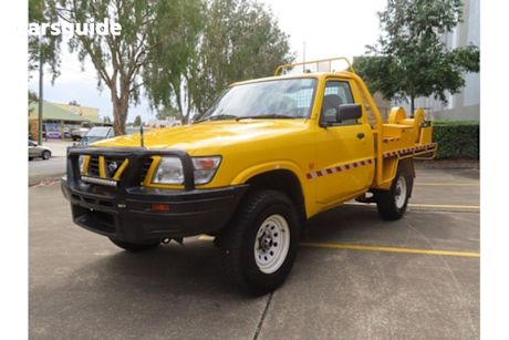 Yellow 2001 Nissan Patrol OtherCar DX 4X4