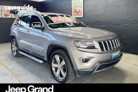 Grey 2013 Jeep Grand Cherokee Wagon Laredo (4X4)