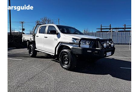 White 2022 Toyota Hilux OtherCar SR 4X4