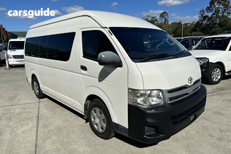 White 2013 Toyota Hiace Bus Commuter