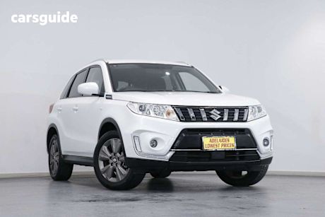 White 2022 Suzuki Vitara Wagon F