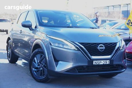 Silver 2023 Nissan Qashqai Wagon ST
