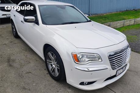 White 2013 Chrysler 300 Sedan C