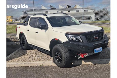 White 2021 Nissan Navara Ute Tray PRO-4X 4X4