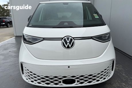 White 2025 Volkswagen ID. Buzz Wagon PRO LWB