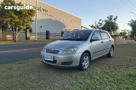Silver 2005 Toyota Corolla Wagon Ascent