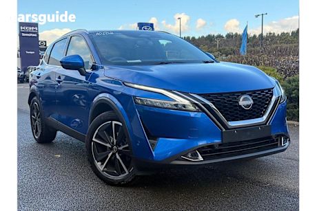 Blue 2024 Nissan Qashqai SUV TI F