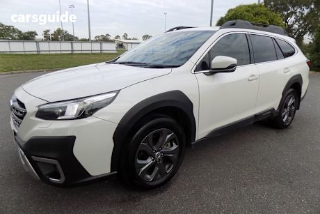 White 2021 Subaru Outback Wagon AWD